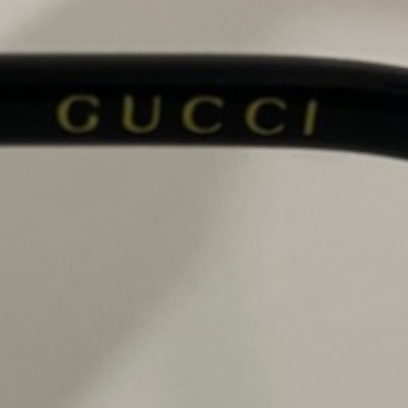 GUCCI SUNGLASSES - Picture 8 of 8